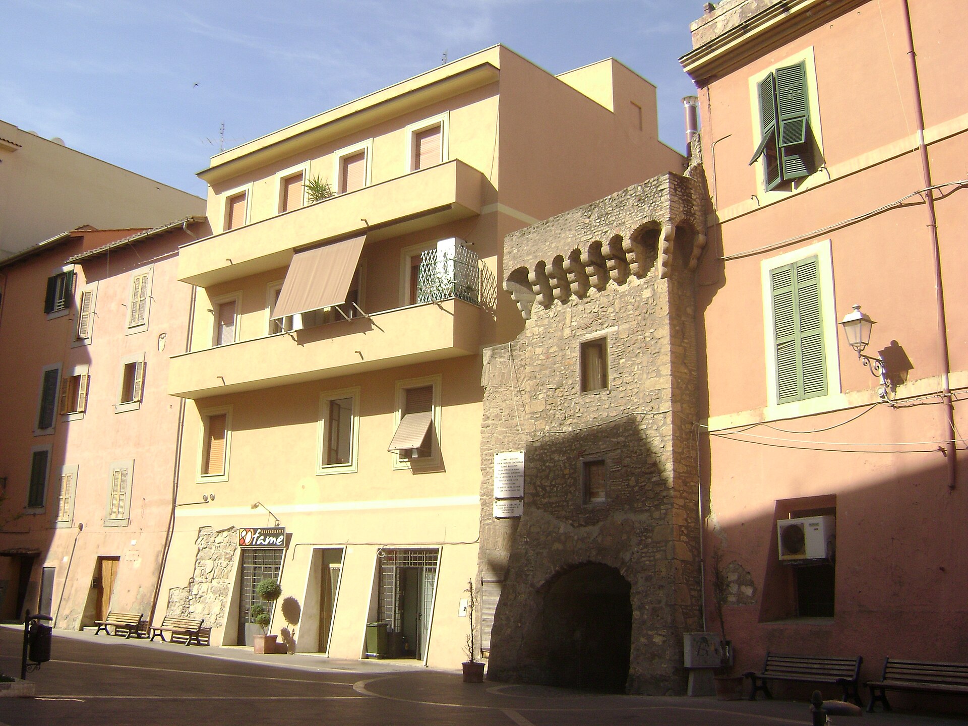 Piazza Leandra